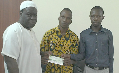 Bourses d’études : EBOMAF ouvre la porte du CESAG à deux étudiants burkinabè