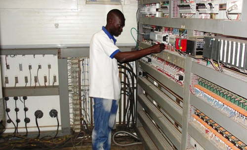 Centrales d’enrobé: Les clefs de l’efficacité et l’excellence