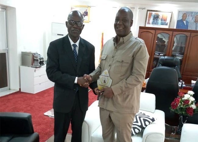 Reconnaissance internationale : EBOMAF doublement distinguée au Niger et au Sénégal